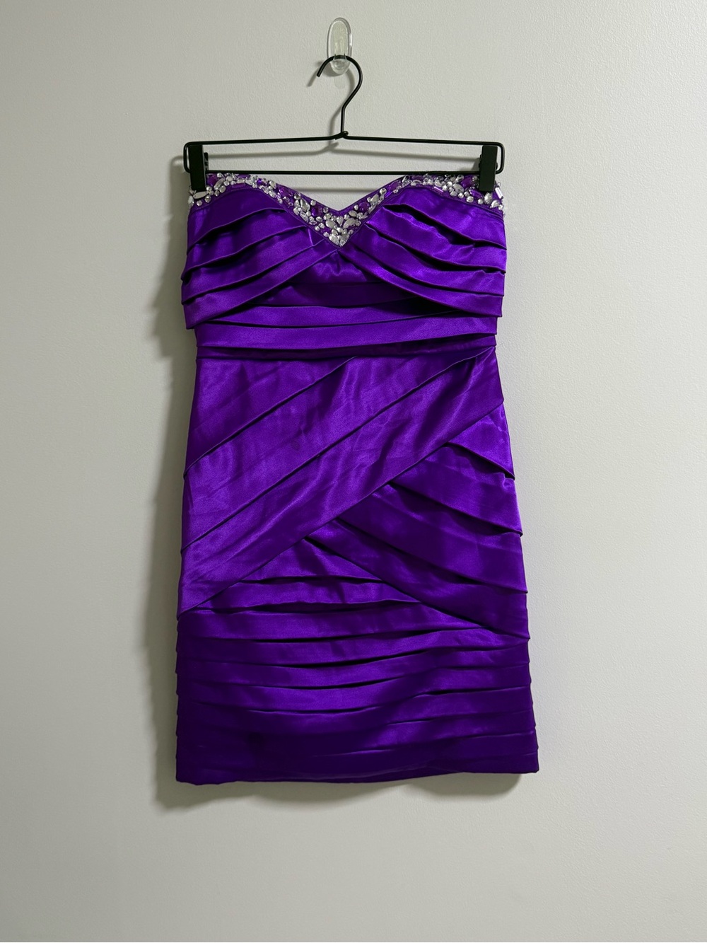Jodi Kristopher Purple Strapless Ruched Mini Dress with Beaded Sweetheart